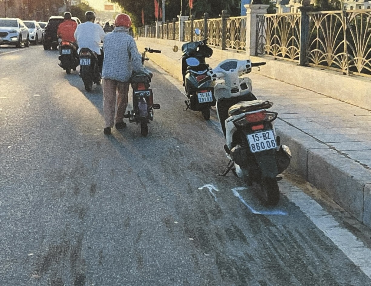 Tìm người chứng kiến vụ Tai nạn giao thông xảy ra vào khoảng 12h30' ngày 08/10/2025 tại khu vực đỉnh cầu Thượng Lý (Hồng Bàng)